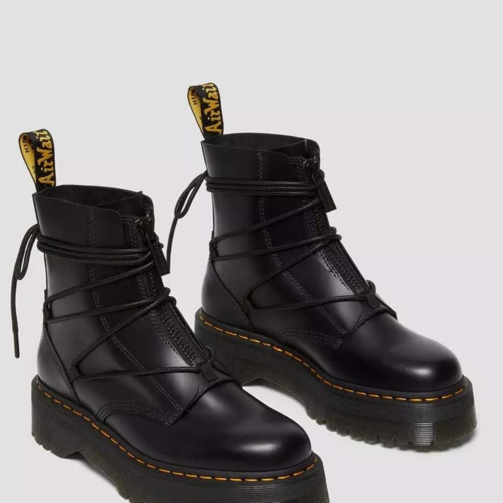 Dr. Martens Jarrick ii Black Combat Boots with Platform Sole